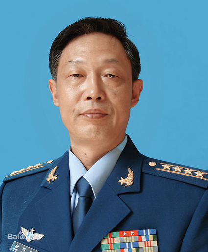 杨明臣