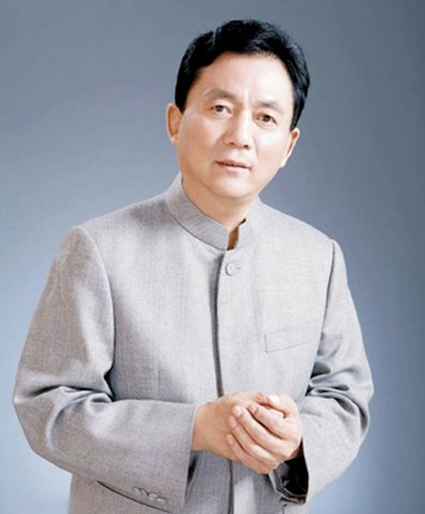 张守富